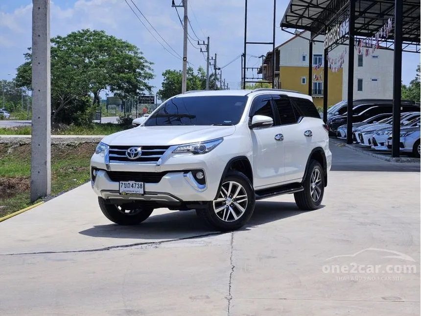 2016 Toyota FORTUNER V SUV