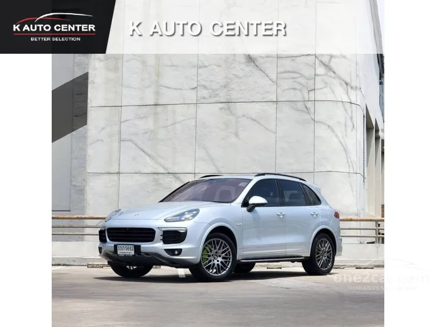 2015 Porsche CAYENNE S E-Hybrid SUV