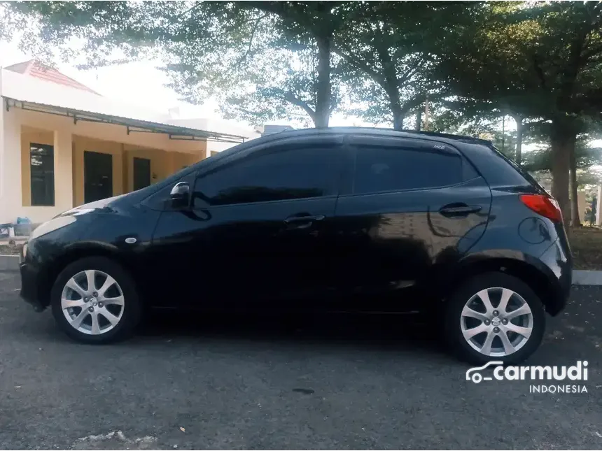 2011 Mazda 2 V Hatchback