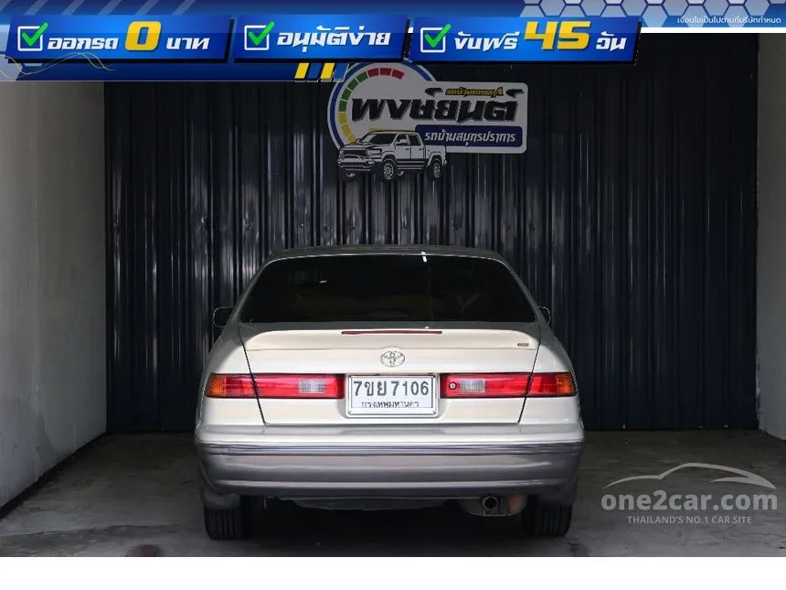 2000 Toyota CAMRY SEG Sedan