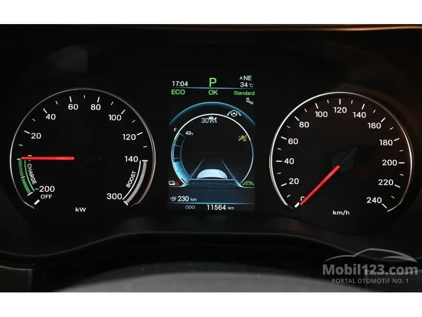 2025 BYD M6 Superior 7 Seater MPV