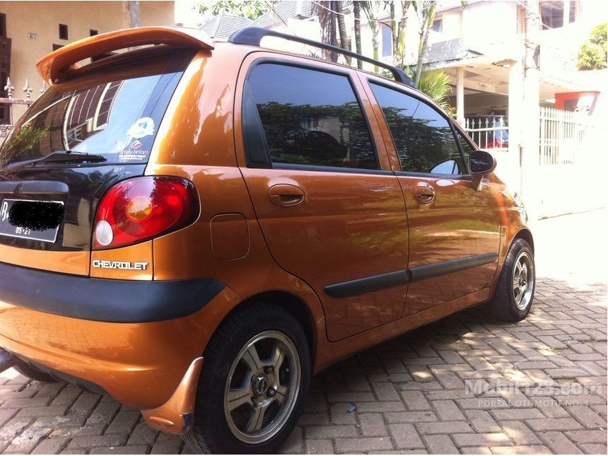 2004 Chevrolet Spark LS Hatchback