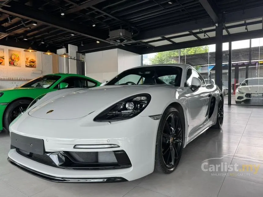 2022 Porsche 718 Cayman Coupe