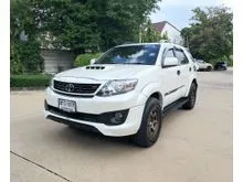 2014 Toyota FORTUNER 2.5 (ปี 12-15) V SUV