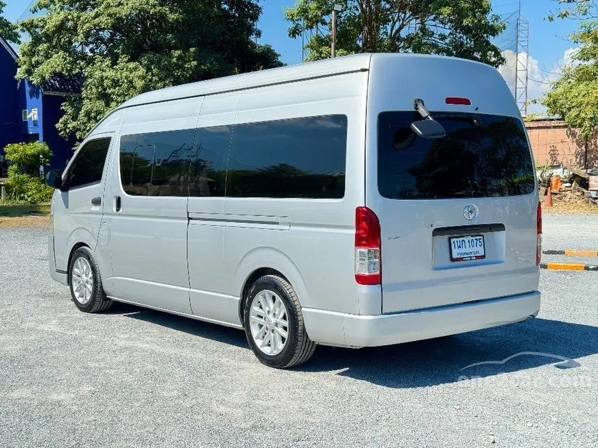 2017 Toyota HIACE D4D Van
