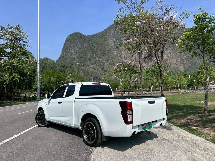 2020 Isuzu D-MAX S Space Cab Pickup