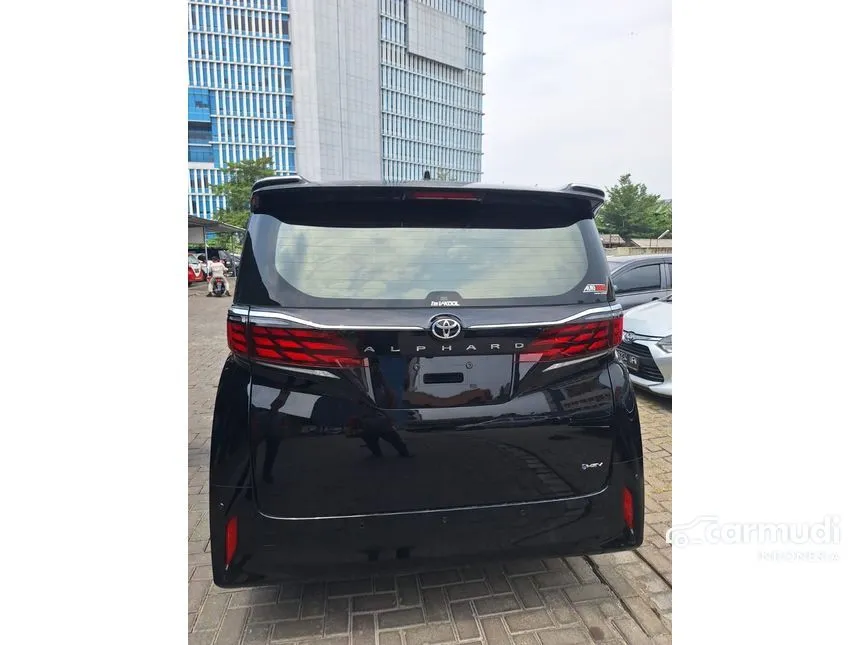 2024 Toyota Alphard HEV MPV