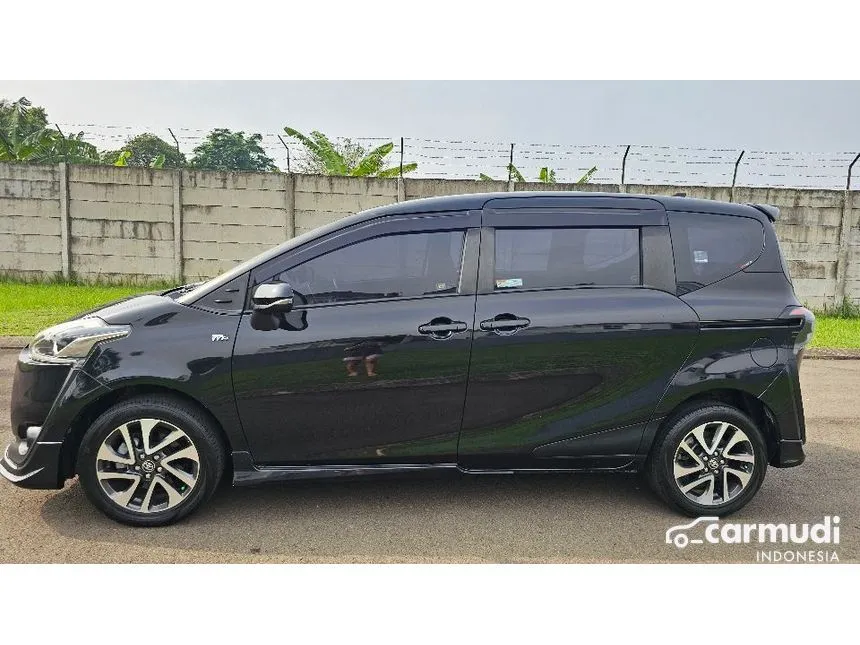 2017 Toyota Sienta Q MPV
