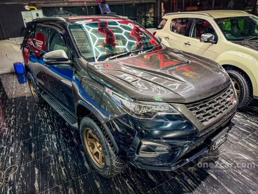 2019 Toyota FORTUNER V SUV