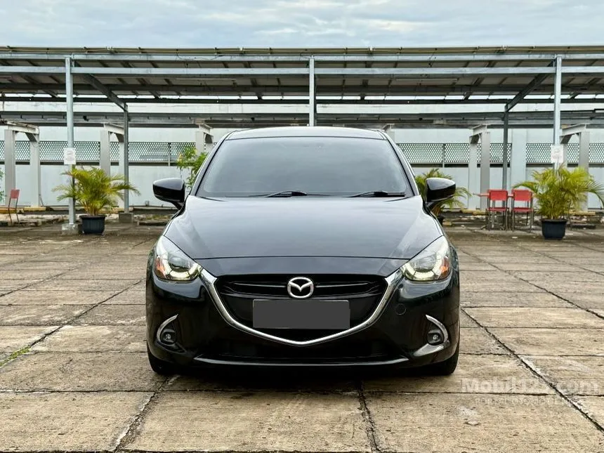 2017 Mazda 2 R Hatchback