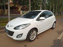 2012 Mazda 2 1.5 R Sedan Automatic Tv DVD Mulus seperti baru