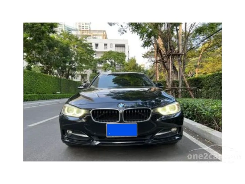 2013 BMW 320d Sport Sedan