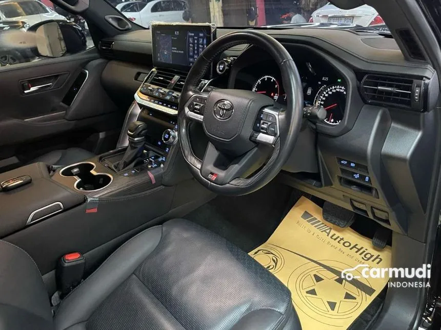 2023 Toyota Land Cruiser 300 GR-S 70th Anniversary SUV