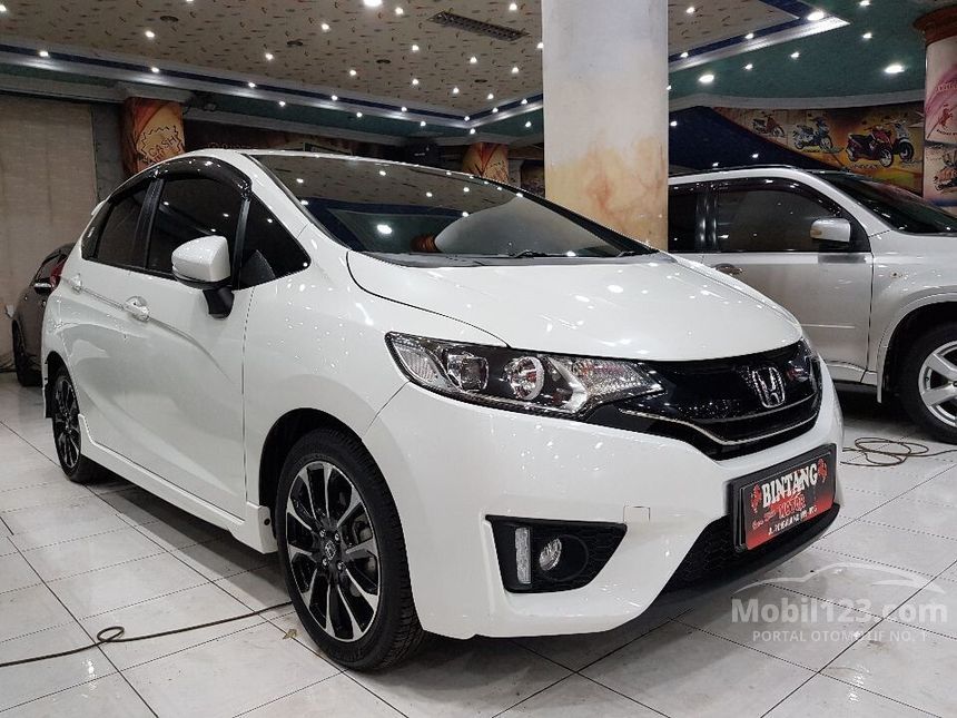 Jual Mobil  Honda Jazz  2021 RS  1 5 di Jawa Barat Manual 