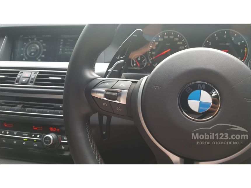 2013 BMW M5 M5 Sedan