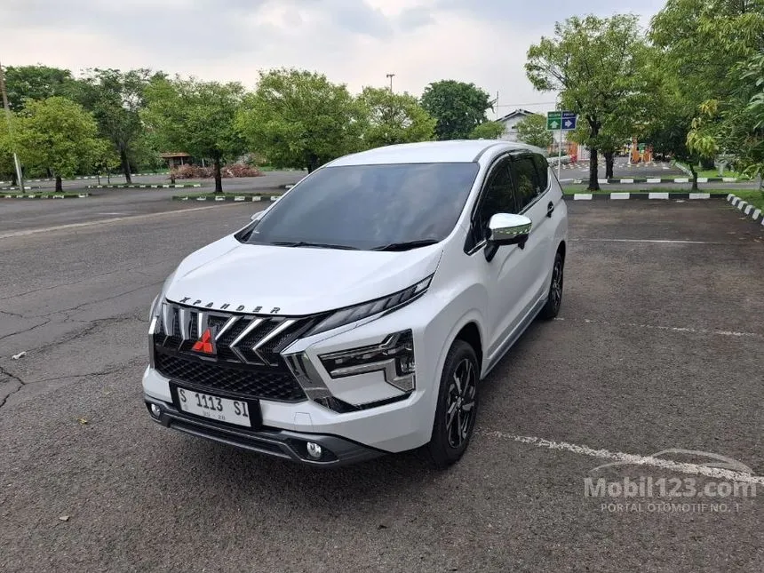 Jual Mobil Mitsubishi Xpander 2023 Ultimate 1.5 di Jawa Timur Automatic MPV Putih Rp 276.000.000