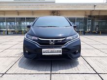 Honda Jazz RS A/T 2017 TV Floating AC Digital Like New