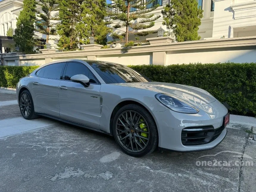 2022 Porsche PANAMERA 4 E-Hybrid Executive Sedan