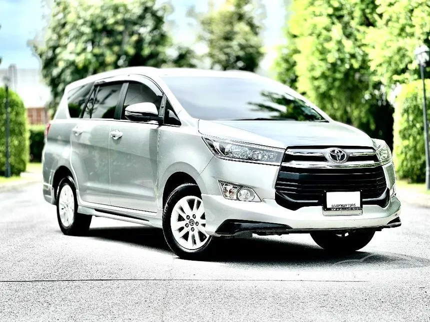 2019 Toyota INNOVA Crysta G Wagon