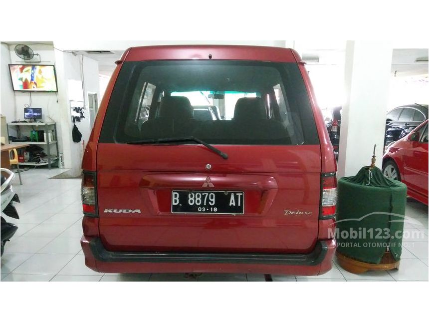 Jual Mobil Mitsubishi Kuda  2003 Deluxe 1 6 di Jawa Barat 