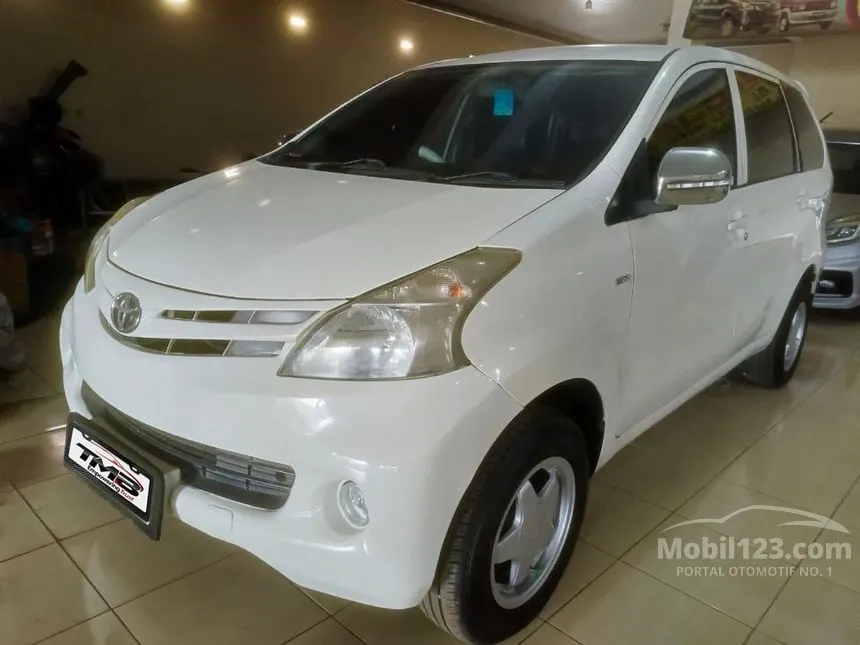 2015 Toyota Avanza E MPV