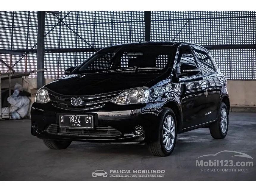 Jual Mobil Toyota Etios Valco 2014 E 1.2 di Jawa Timur Manual Hatchback Hitam Rp 95.000.000
