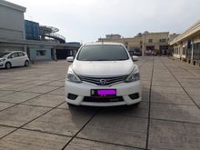 2015 Nissan Grand Livina 1.5 SV MPV manual putih dp24jtan saja