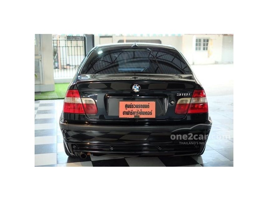 BMW 318i 2004 SE 2.0 in ภาคใต้ Automatic Sedan สีดำ for