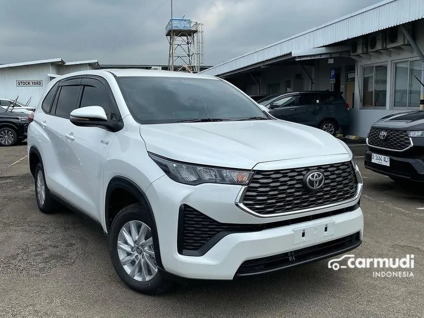 Jual Mobil Toyota Kijang Innova Zenix 2024 G HV (Premium Color) 2.0 di Jawa Barat Automatic MPV Putih Rp 350.000.000