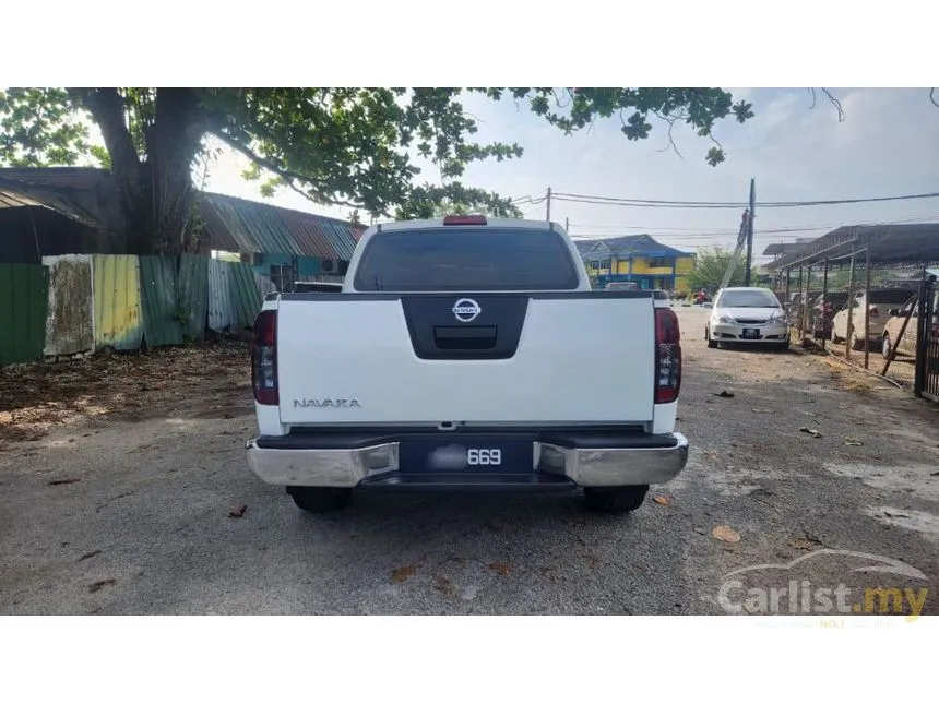 2014 Nissan Navara Calibre Dual Cab Pickup Truck