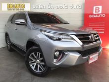 2015 Toyota Fortuner 2.8 (ปี 15-18) V Wagon AT