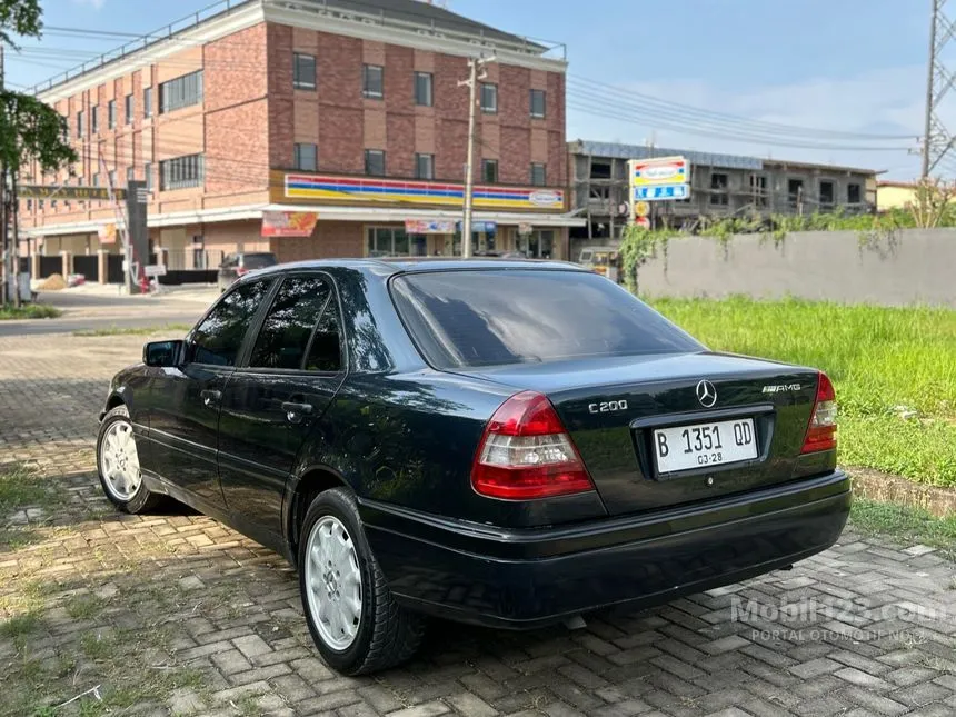 1998 Mercedes-Benz C180 Classic Sedan