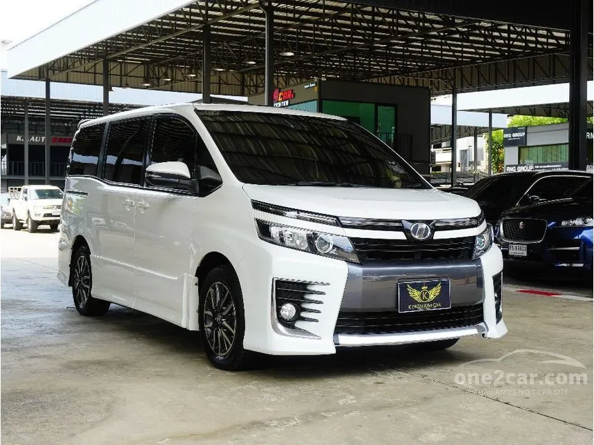 2016 Toyota VOXY ZS Van