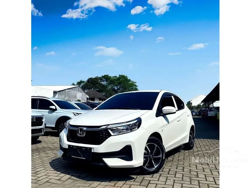 Jual Mobil Honda Brio 2024 E Satya 1.2 di Banten Automatic Hatchback Putih Rp 198.300.000