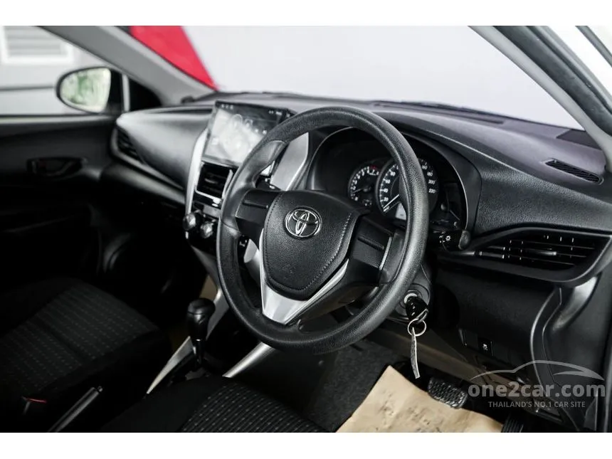 2018 Toyota Yaris Ativ S+ Sedan