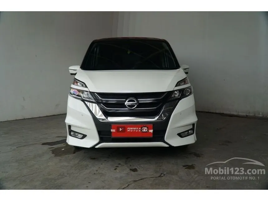Jual Mobil Nissan Serena 2019 Highway Star 2.0 di Jawa Barat Automatic MPV Putih Rp 305.000.000