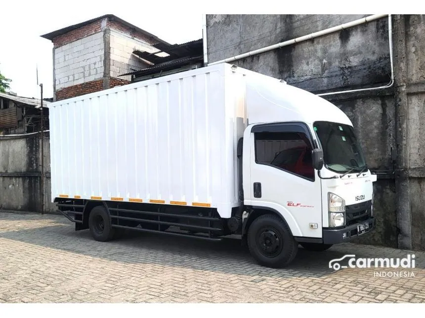 2021 Isuzu Elf NMR 71 L Trucks