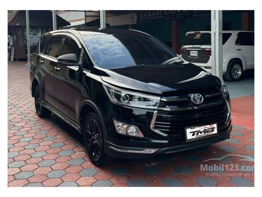 2019 Toyota Kijang Innova V MPV