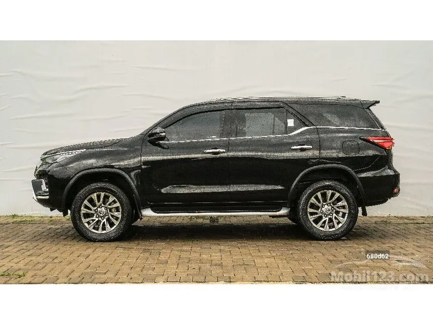 2022 Toyota Fortuner VRZ 4X2 SUV