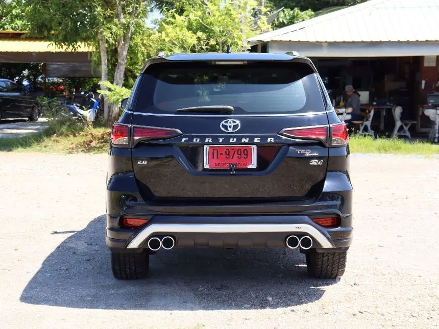 2017 Toyota FORTUNER TRD Sportivo SUV