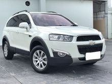 Chevrolet Captiva at matic 2013 bukan 2012 putih crv cx5 innova