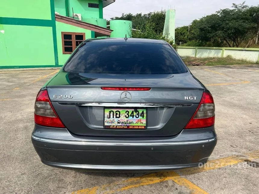2009 Mercedes-Benz E200 NGT Sedan