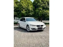 2012 BMW 320i 2.0 Sport Sedan