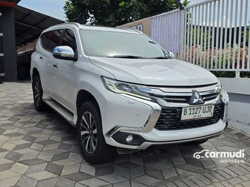 2017 Mitsubishi Pajero Sport Dakar 4X2 SUV