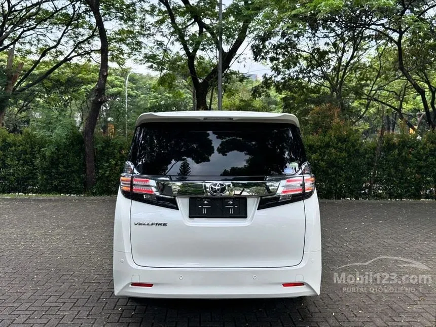 2017 Toyota Vellfire X MPV