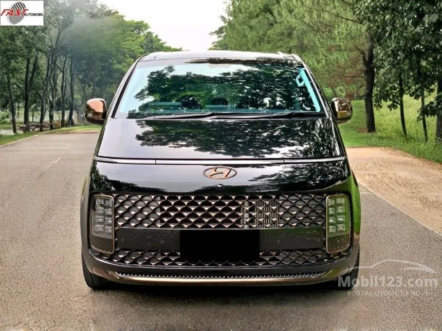 2021 Hyundai Staria Signature 7 MPV