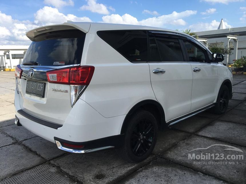  Jual Mobil Toyota Innova Venturer 2019 2.4 di DKI Jakarta 