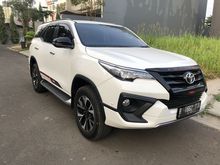 2018 Toyota Fortuner 2.4 TRD SUV