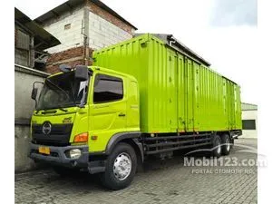 2022 Hino Ranger 7.7 FL 260 JW Truck