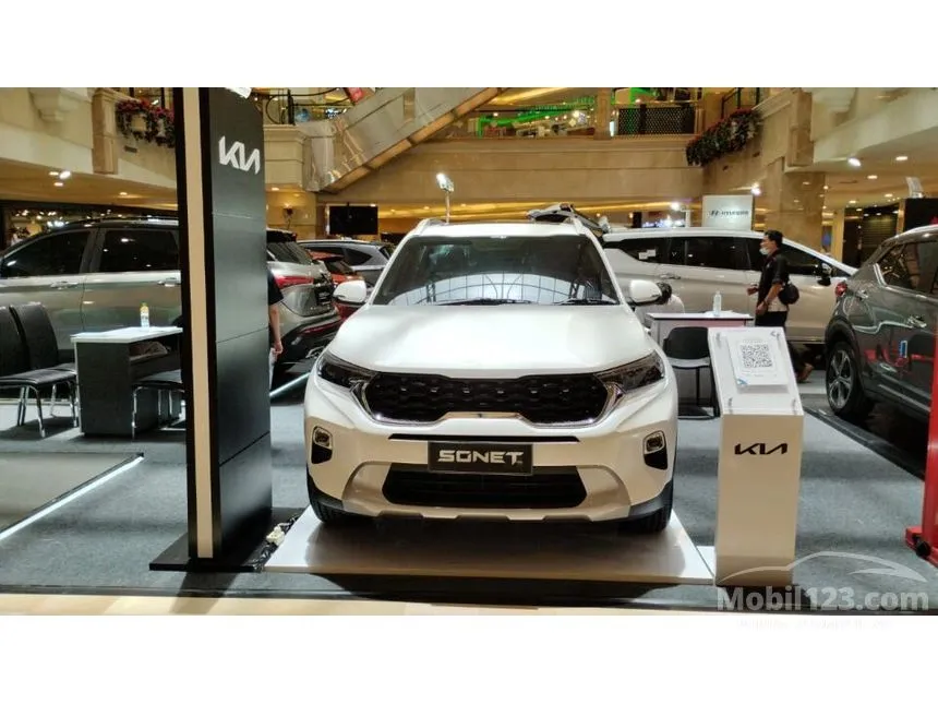 Jual Mobil KIA Sonet 2023 Premiere 1.5 di DKI Jakarta Automatic Wagon Putih Rp 346.000.000